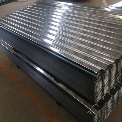 materiales que cubren durables resistentes galvanizados 0.105-0.8m m del viento de la hoja de la techumbre